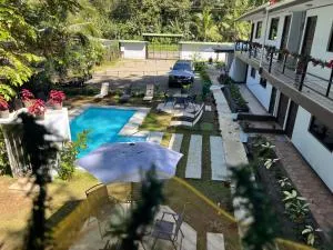 Hotel Azul Coral - Bonifacio