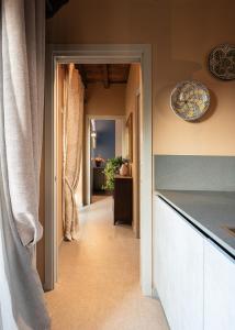 Happy Days - Pavia City - by Host4U -