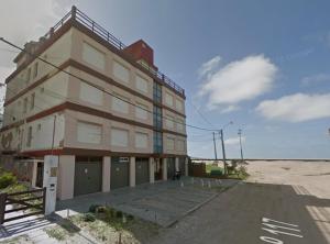 Villa Gesell Esquina Costanera