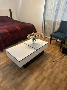 Starboy apartment