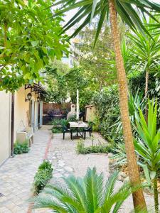 Isola Roger - Appartamento con giardino a Roma