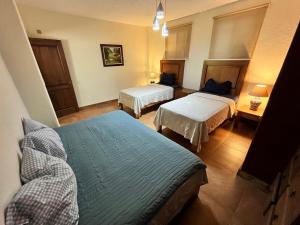 LAS ALAMEDAS Departamentos céntricos con estacionamiento privado