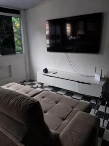 Casa Confortável Próximo a Lindas Praias