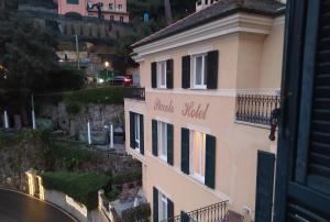 Portofino Deluxe Family Suite - balcony, sea view, private hotel beach img20