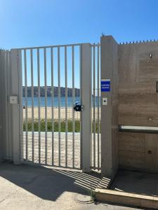 Departamento La Herradura Primera linea de la playa