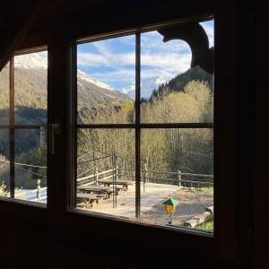 Chalet Rosablanche, since 1929 - nature & big sunny terrace - free shuttle to ski slopes