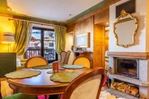 ARC 1950 Ovis D'Or, view Mont Blanc - Tignes