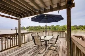 Lake House in Onalaska, TX - Trinity