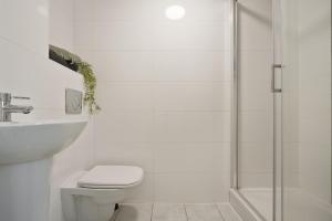 One BDR Flat By Eason Stays Short Lets & Serviced Accommodation Sheffield With Free Parking