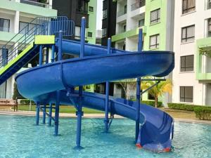 Premium Manhattan Ipoh 怡保民宿, 4bedroom 12pax, water park