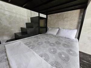 Acacia Sunset Village Inn