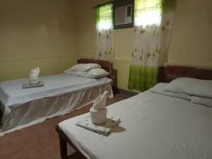 Basio's Place Tourist Inn by RedDoorz - Araceli