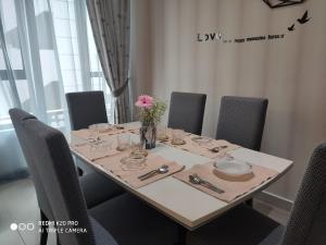 Best & Affordable KL Arte Plus 2 bedroom Homestay