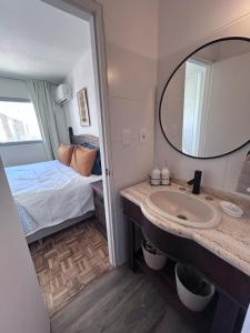 Disfruta en Febrero en la Playa Brava 2 dormitorios!!!