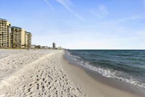 Laketown Wharf 835 - Very Cool 1 BedroomBunks, Sleeps 6, Free Fun! condo