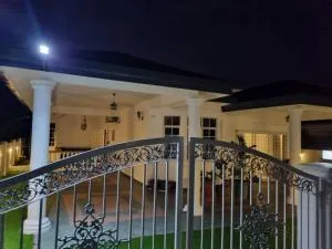 D'Imar Homestay - Homestay Serendah - 双文丹