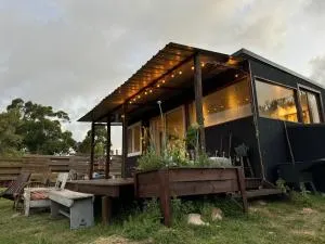 Casa con vista a los cerros muy cerca del Mar - Punta Colorada