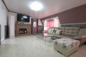 Kapyeong Ilsang Talchul Pension Water Slide