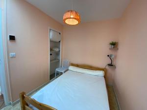 Charmante maisonnette, proche mer, équipée, 3 chambres, terrasse - FR-1-709-49