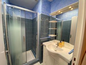 Charmante maisonnette, proche mer, équipée, 3 chambres, terrasse - FR-1-709-49