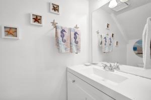 Sandcastles and Sunshine - Gulf Highlands Beach Resort