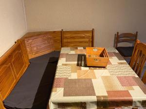 Appartement cosy à Super Besse avec parking et balcon - FR-1-814-55