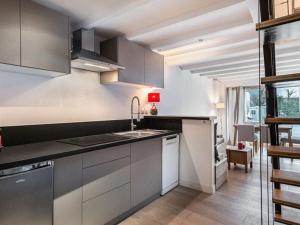 Maison atypique près télésiège, parking et fibre - FR-1-180-644