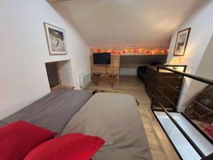 Maison atypique près télésiège, parking et fibre - FR-1-180-644