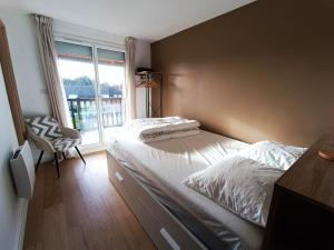 Appartements Appartement en bord de mer, 4 pers, Bernieres-sur-Mer - FR-1-746-26 : photos des chambres