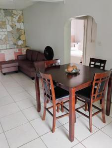 Country Vibe 2 bedroom apartment - Ubytování bez kategorie ve městě Vieux Fort