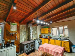 Casa Mila central y a pasos de playa grande