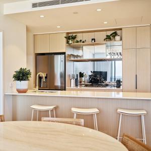 Resort Style Ocean Front Apartment Palm Beach