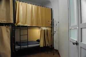 Old Quarter Hostel 71 Hàng Đào