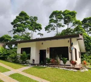 La Finca Tovar- Casita - San Gerardo