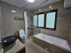 Villa Bandung Lembang Jacuzi warm water & billiard