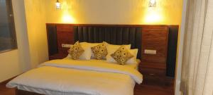 Cardinal Stay Kasauli Hills Glory