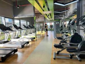 Eco Green Saigon - Free Gym & Netflix & Pool
