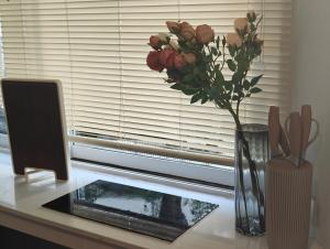 3 Bedrooms 2 showers 1 toilet on nimman