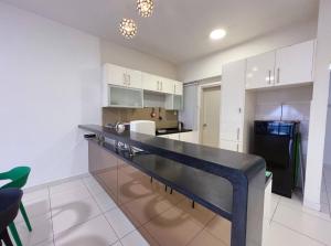 Setiawalk Premier Suite Puchong - 7pax 2R2B