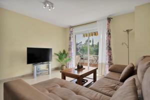 Apartamento con piscina y paddel en Guadalmina Alta - AVIA 2 3