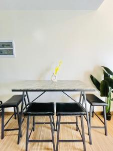 29 Chic Studio Escape