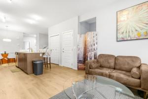 Private Master Bed Room SPRING