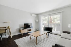 Blueground Sunnyvale pool wd nr museum SFO-1776