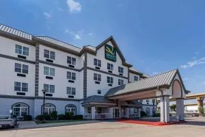 Quality Inn & Suites I-35 E-Walnut Hill - Carrollton