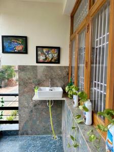 Newly built Flat Near Taj Mahal