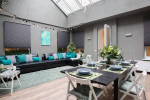 Old Riga Penthouse with a Sky view