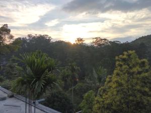 Isuru Homestay