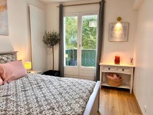 Appartements Apart 85 m2 proche de paris stade de France parking free : photos des chambres