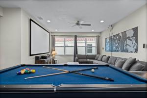 Luxury Contemporary Style Mansion on Solterra Resort Orlando Mansion 5808