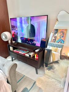 Cityscape Staycation by H&B